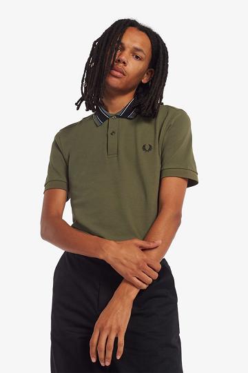 Green Fred Perry Medal Stripe Polo Men's Shirts | PH 1512SGLO